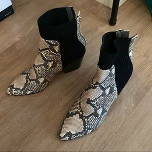 dolce vita caris bootie